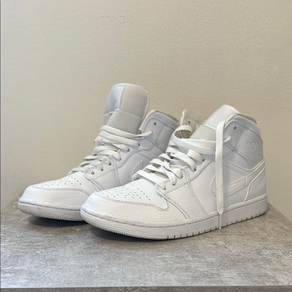 Nike Women's White Sneakers